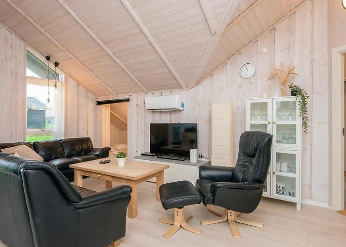 Semesterbostad Luxury Lakeside Retreat - By Traum Ansager