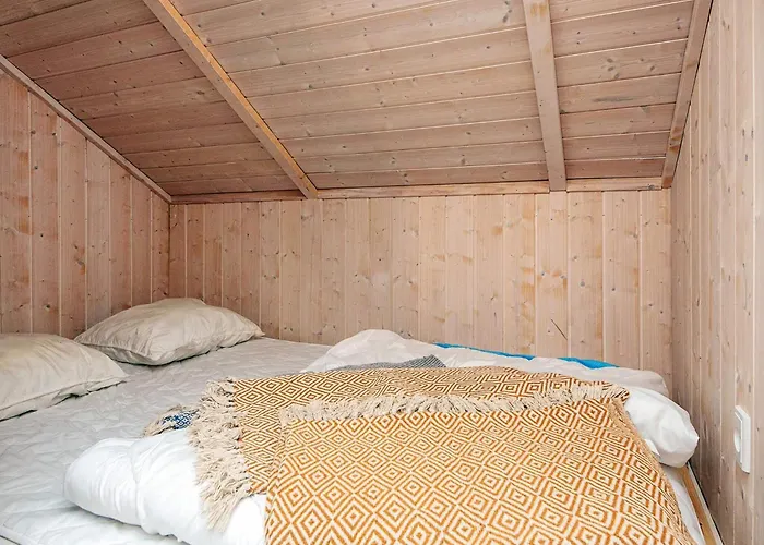 Semesterbostad Luxury Lakeside Retreat - By Traum Ansager